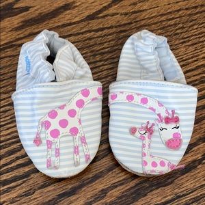 Robeez kids shoes 0-6mths